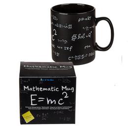 Obrovský hrnček s matematickým vzorcom